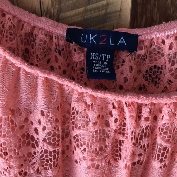 3/30$ Summer off shoulders lace crop top ☀️ - Picture 3 of 4